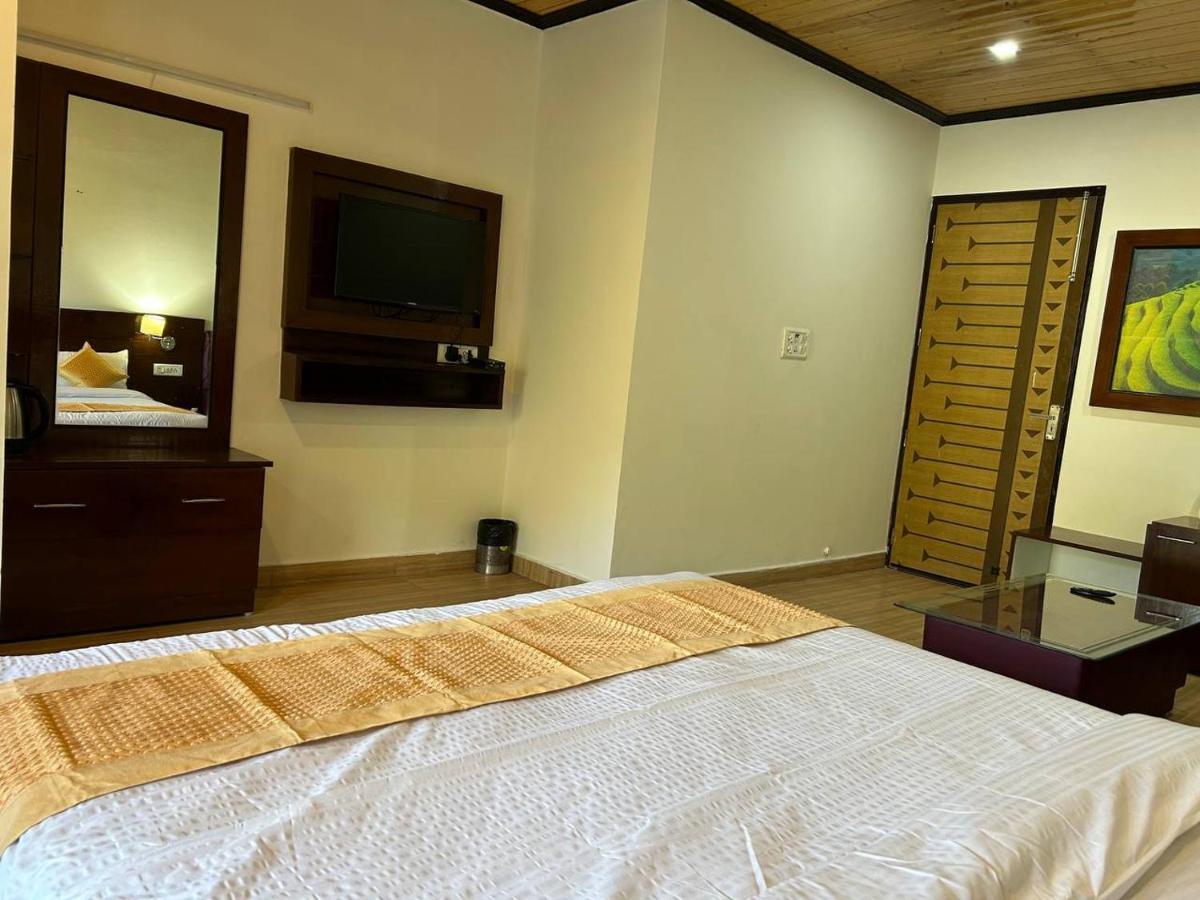 Hotel 7 Heavens 穆索里 外观 照片